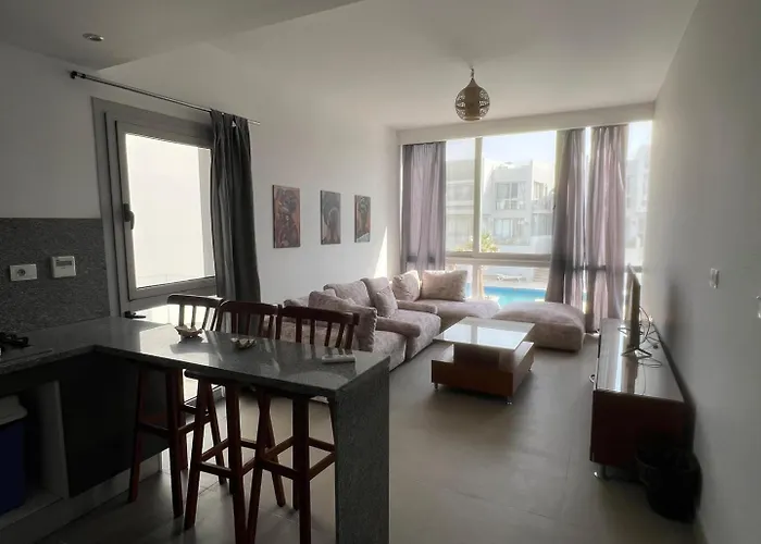 Appartement Bright 2bdr With Stunning Pool Views - Sholan 1 Hurghada