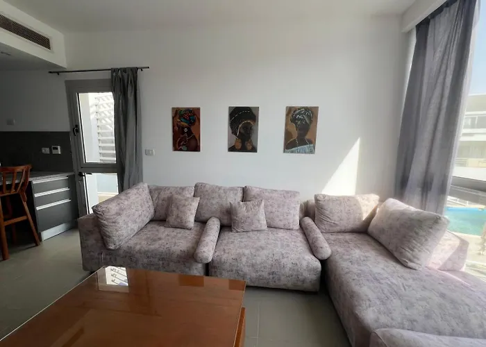 Bright 2bdr With Stunning Pool Views - Sholan 1 Appartement Hurghada